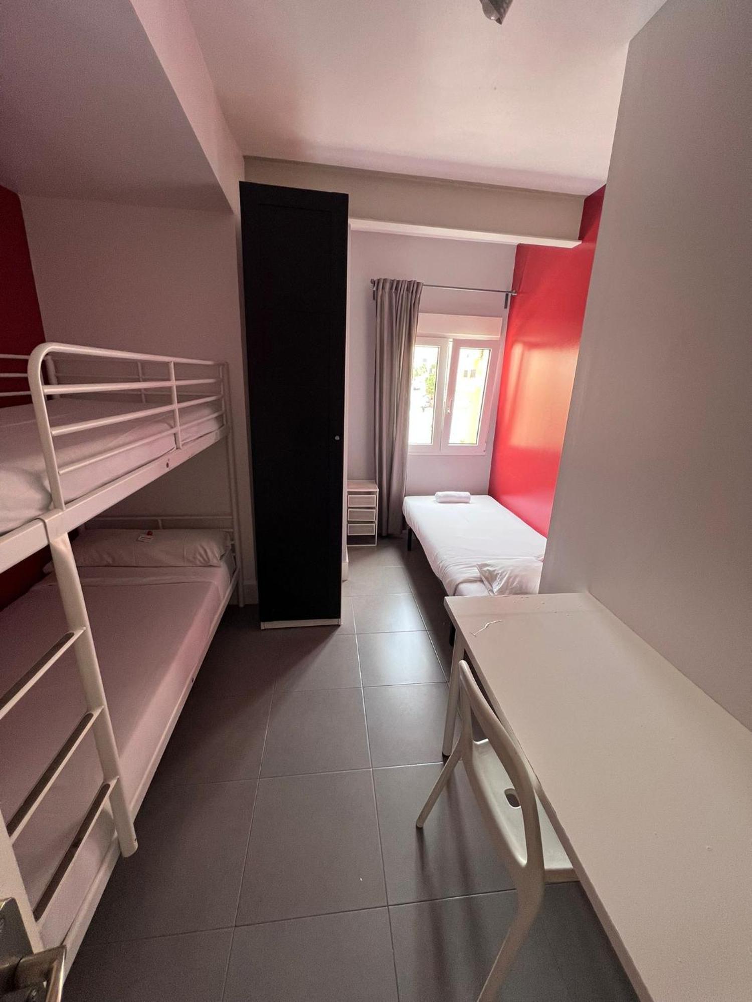 Bbtk Malaga Hostel Eksteriør bilde
